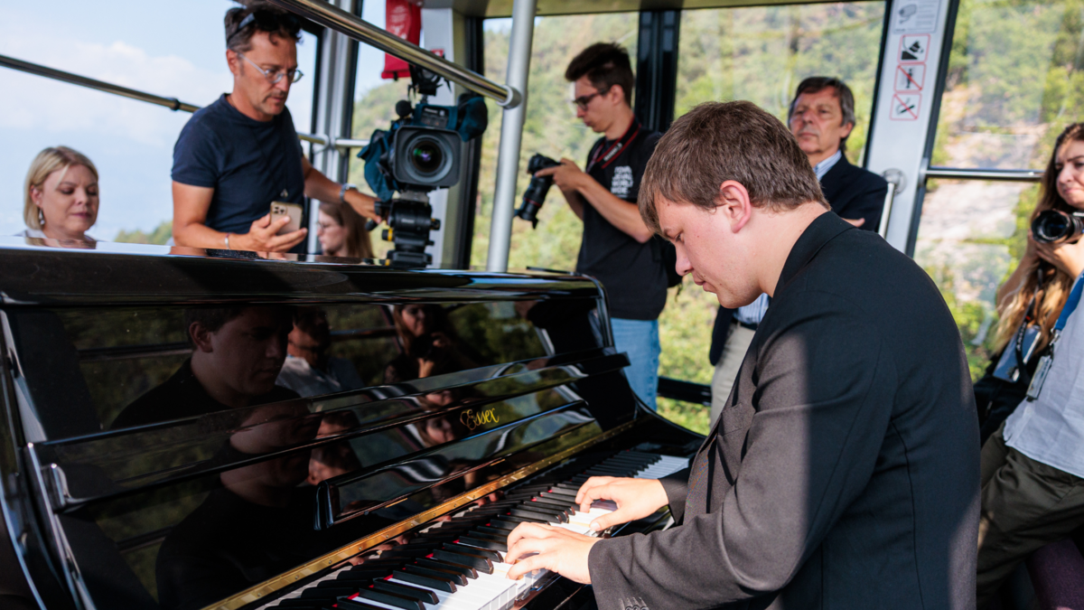 [Translate to Ladin:] 